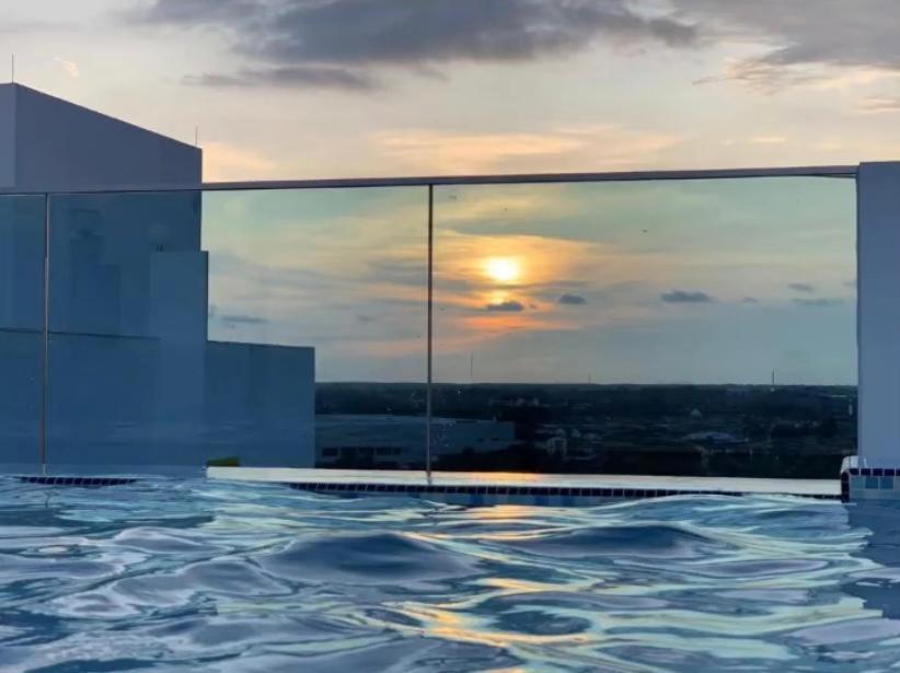 Sri Indar Hotel & Suites Parit Buntar Dış mekan fotoğraf