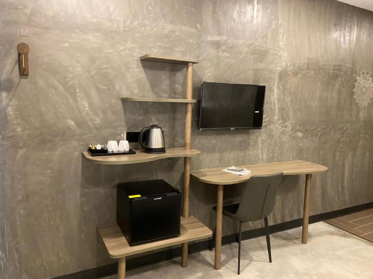 Sri Indar Hotel & Suites Parit Buntar Dış mekan fotoğraf