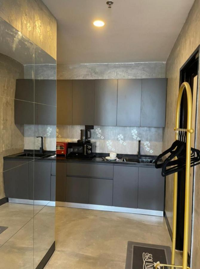 Sri Indar Hotel & Suites Parit Buntar Dış mekan fotoğraf